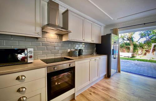 Beautiful Hot tub Suite in St Annes - Photo 31