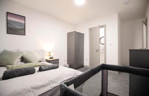 Bartlam Place, Sleeps 6, Central Oldham - By NMB Property - Foto 16