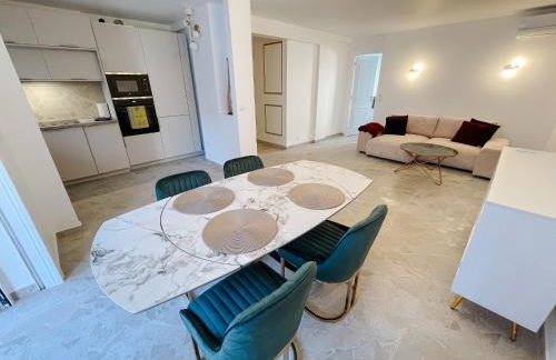 Appartement de luxe climatisé, parking & 2 balcons - Foto 43