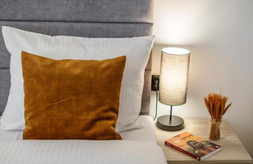 Emihouse Riverside Two-Bedroom Apartments - Free Parking, City Center - Foto 74