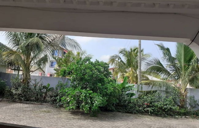 Sleeps8- Private Secure Parking- Garden- Aircon - Foto 23