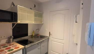 Appartement Idéal Tous Confort - Rue Faidherbe - Gare Lille Flandres - Foto 3
