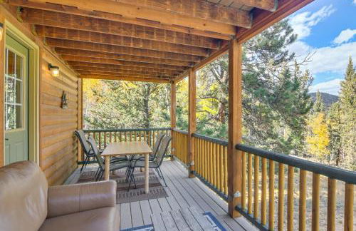 Private Wooded Escape with Scenic Decks in Jefferson - Foto 29