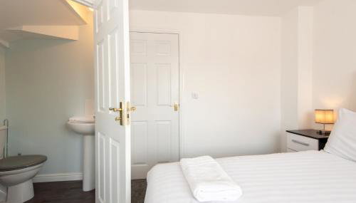 Thinford View 4 bed, 2bath, Parking, Garage - Foto 5