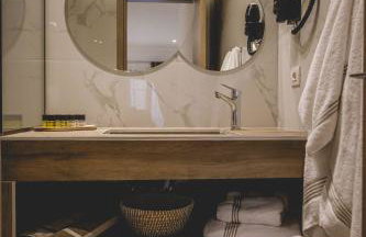 Naias Nemeia Luxury Rooms - Foto 13