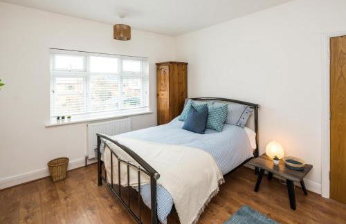 Contemporary 5 Bedroom with Garden North Finchley - Foto 17