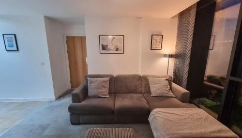 Canal Side Flat by City SuperHost - Foto 3