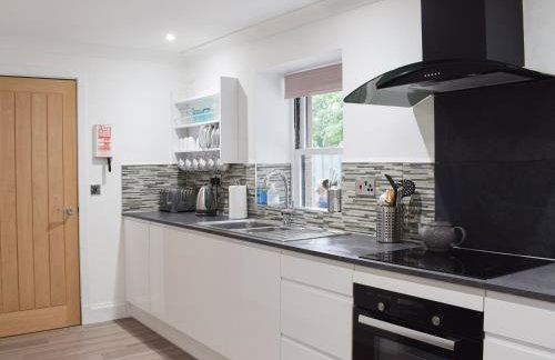 Mill Hall Cottages - Photo 5