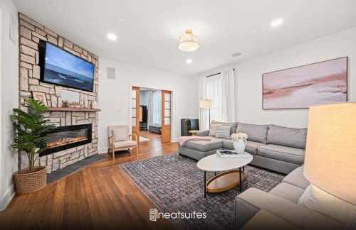 4BR for 10, Near Ark, High-Tech Kitchen, Parking! - Foto 4