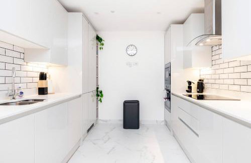 Beautiful 3-Bedroom House on the Edge of Hyde Park - Foto 33