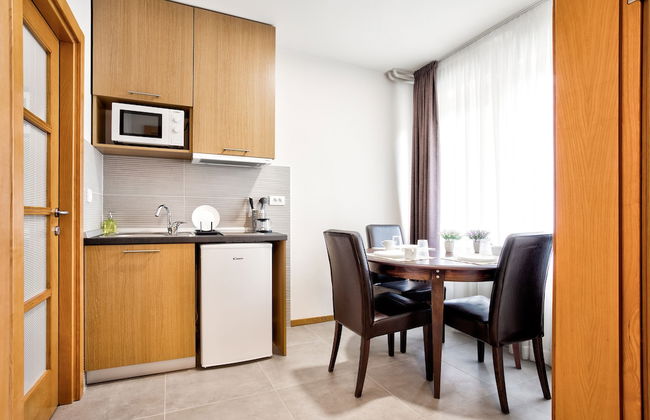 Booking Apartments - Foto 11