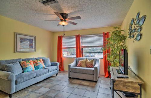 Updated Condo Near Beach: Ideal Walkable Location - Foto 1