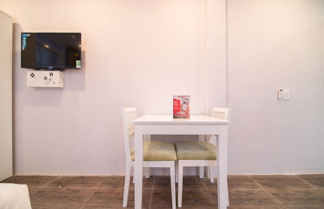 RedDoorz Plus near Tan Dinh Market 2 - Photo 31