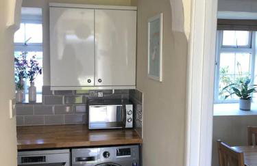 Large 3 bedroom flat in Sennen - Photo 14