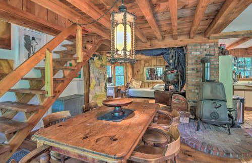 Berkshire Riverfront Ski Cabin Close to Hiking! - Foto 9