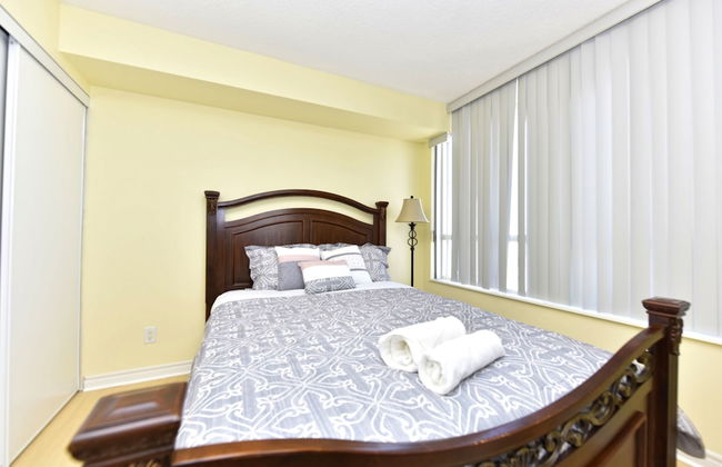 Sarkar Suites - 3888 Duke of York Blvd - Photo 7