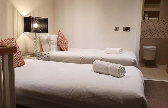 Contractor Mid week bookers - Foto 12