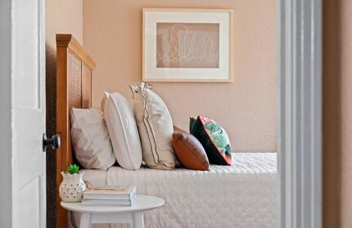 Family Friendly Home Near Beach and Downtown - Photo 13