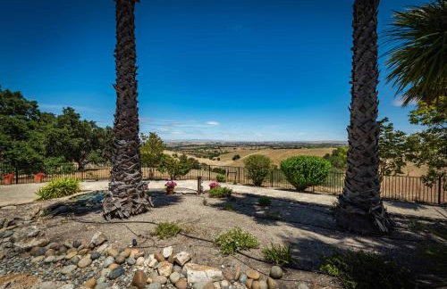 Hilltop Oasis - Foto 26