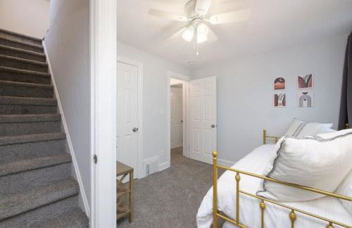 Family Friendly 4 BR Home Close To Downtown CLE! - Foto 36