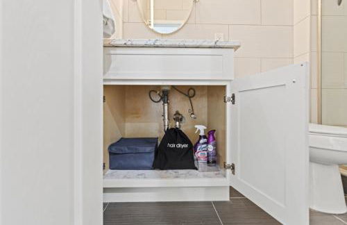 Elegant Urban Retreat in the Heart of Center City - Foto 18