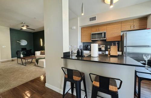 Stylish 1 Bedroom Apartment in LA with Free Parking - 10 Minutes away from Ceders Sinai - Foto 23