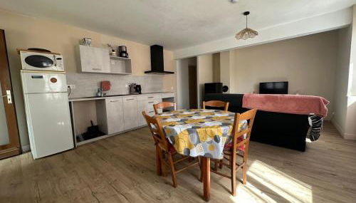 Appartement Proche Village + Vue sur Montagnes - Foto 1