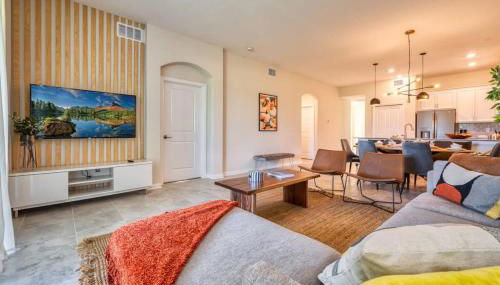 Chic Modern Condo - Spacious Mickey Bedroom Game Room - Foto 4