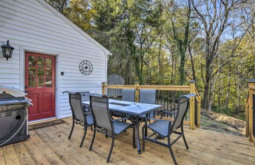 Peaceful Renovated Home with Deck on Half Acre! - Foto 3