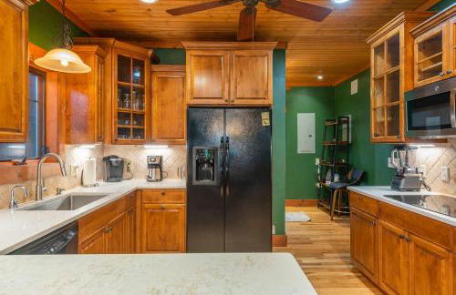 Stunning Mtn Views Hot Tub Movie Theater Game Room - Foto 12