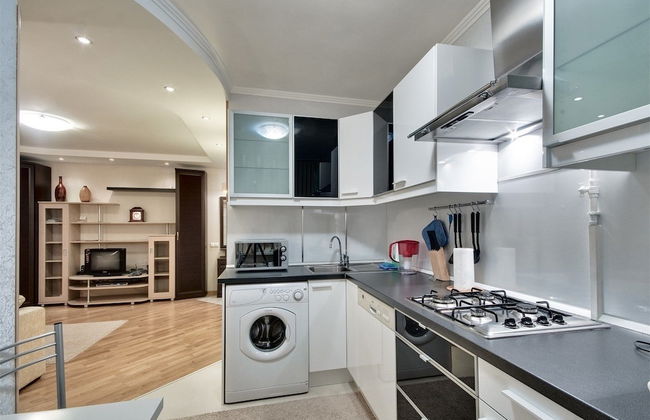 Day&Night Apartments - Yakimanka - Photo 3