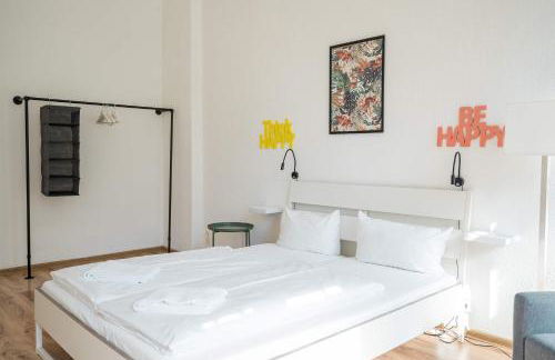 Stylish Apartment in convinient location - Photo 5