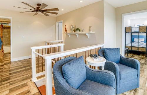 Waterfront Clear Lake Home with Game Room and Deck! - Foto 20