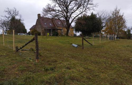 Chez Rénou et Prospérou maison typique du Sarladait - Foto 3