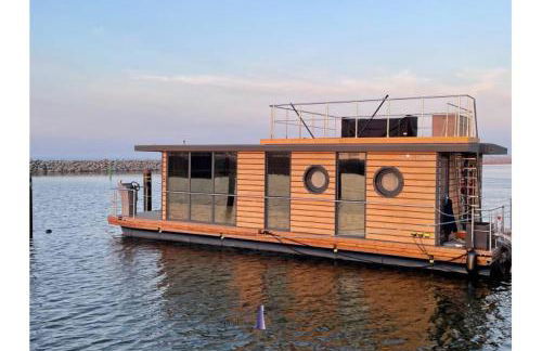 Hausboot Fjord HAVEN mit Biosauna in Barth - Photo 1