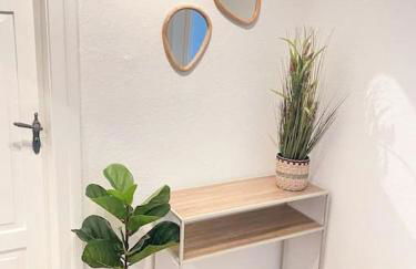 MEGHA Living - 2 Zimmer Appartments mit Küche - Zentral - Foto 37