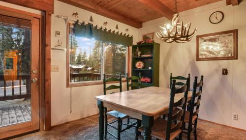 Moose Cabin Year-round Outdoor Fun w/ BBQ - Foto 5