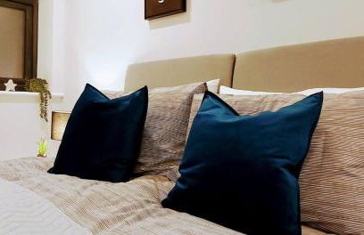 Market Haven Kingsize Studios Town Centre with Netflix, Business & Leisure travellers, multiple units available - Photo 12