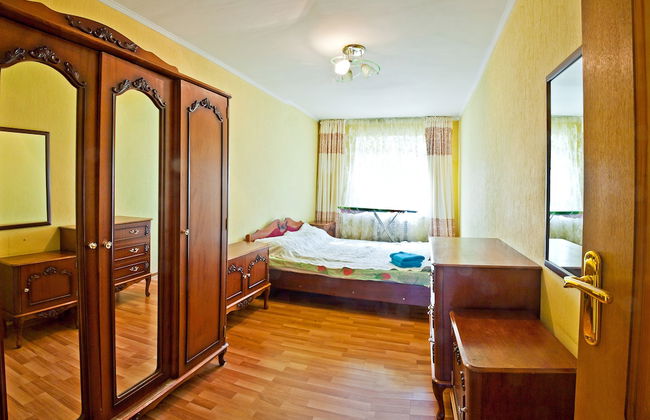 Lessor Apartments - Photo 15