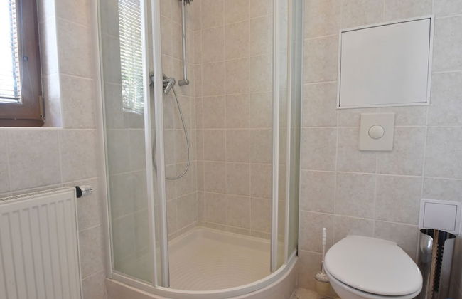 Villa by Lake & Slopes - Photo 20