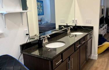 Beach Lovers New House! 10 min to beach - 6 guests - Foto 31