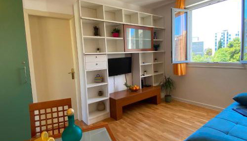 Hana City Apartment - Photo 2