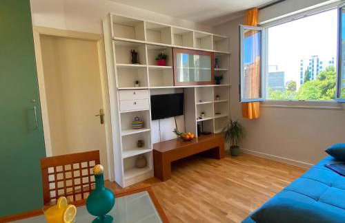 Hana City Apartment - Photo 2