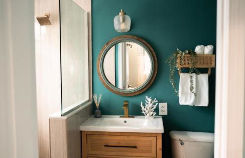 Fountain condo 2 story Pool BBQ Balcony - Photo 24