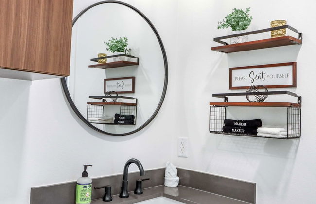 Modern Hill Country Condo for 4 w/ Resort Perks! - Foto 23