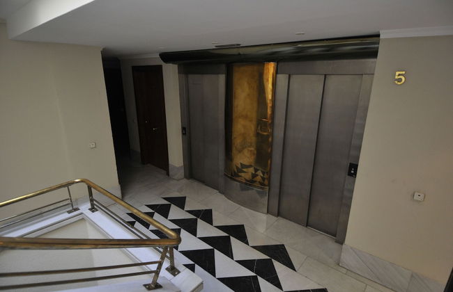 Mola! Suites - Photo 30