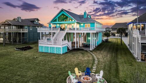 Beachfront Hideaway! Luxury Beachfront, SwimSpa, Game Room, Firepit by Bolivar Vacations - Foto 4