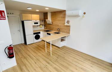 Loft 007 con jardin, piscina, garaje y Netflix - Foto 3