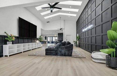 8000sf 7BR Villa Casita Pool Spa Gym & Games - Foto 6