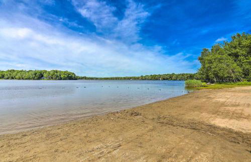 Hike, Swim, Ski and More Home in Arrowhead Lakes! - Foto 36